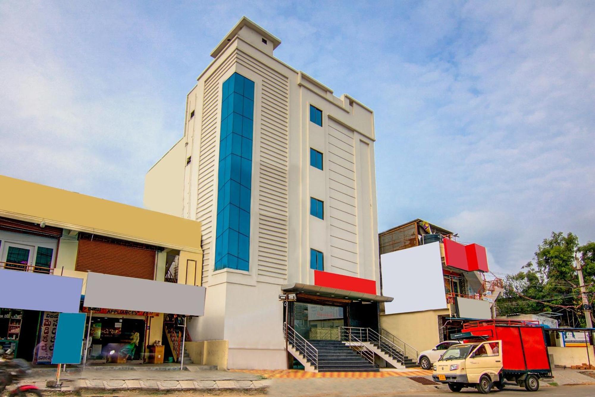 Super Collection O Ramachandra Residency Kurmannapalem Exterior photo