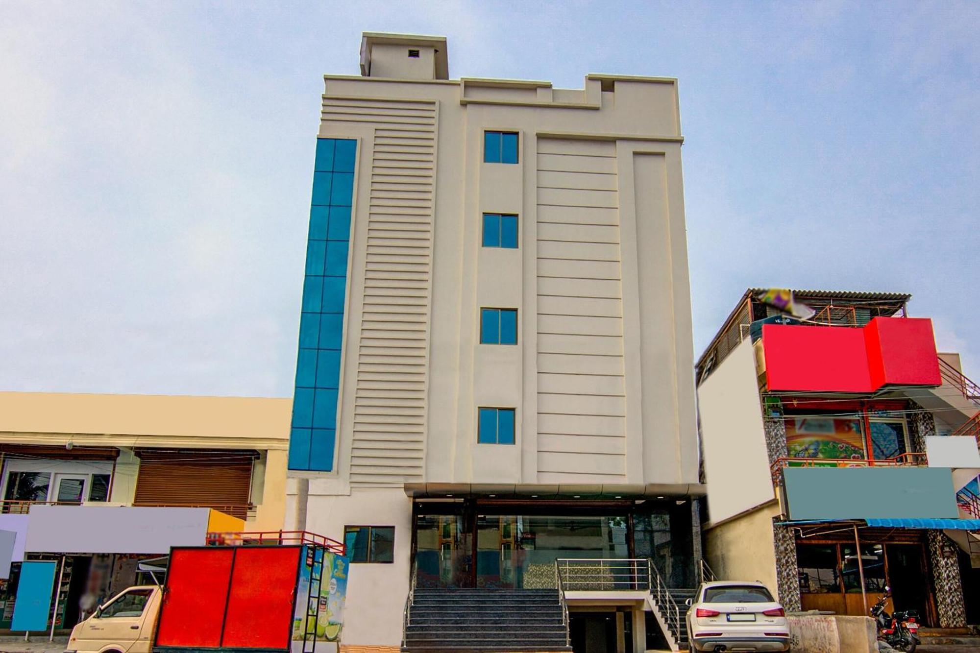 Super Collection O Ramachandra Residency Kurmannapalem Exterior photo
